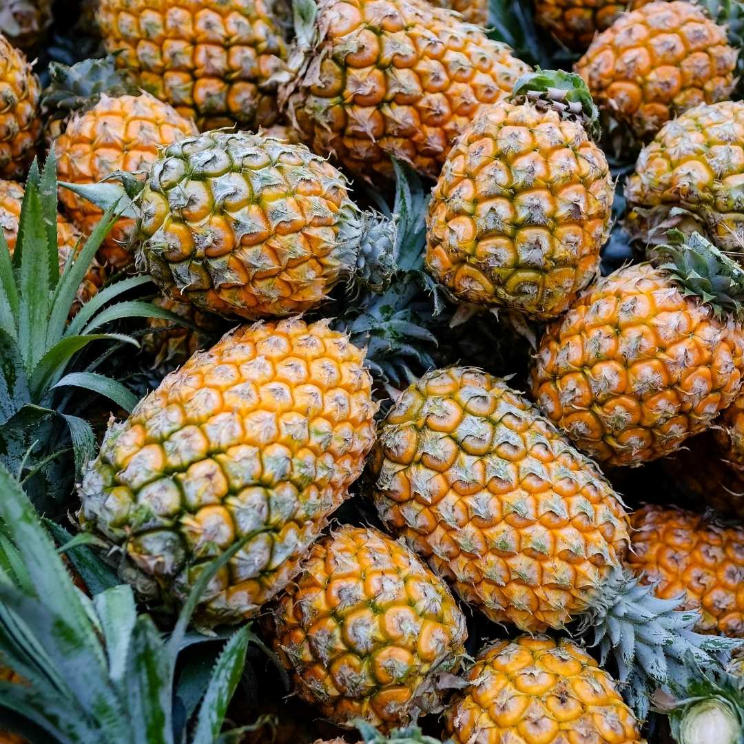Premium Fresh Pineapple – Sweet & Juicy